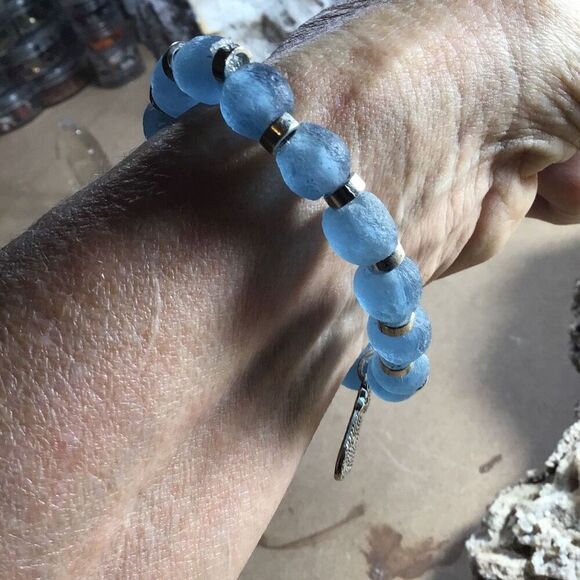 Bracelet, Handmade African Beaded Bracelet, NEW, Stretch, Blue, Artisan - Picture 4 of 4